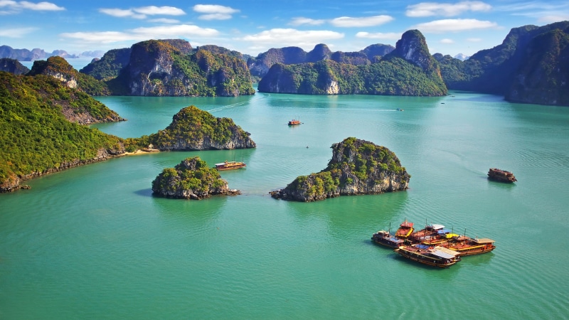 green, mountains, sea, photography, 8k, Ha Long Bay, Vietnam, islands, 8K