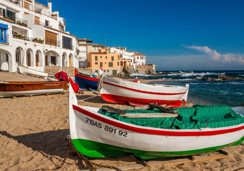 sea, Mediterranean Sea, building, Catalonia, boats, 2K, The Mediterranean sea, Spain, Calella de Palafrugell, Costa Brava, coast, home