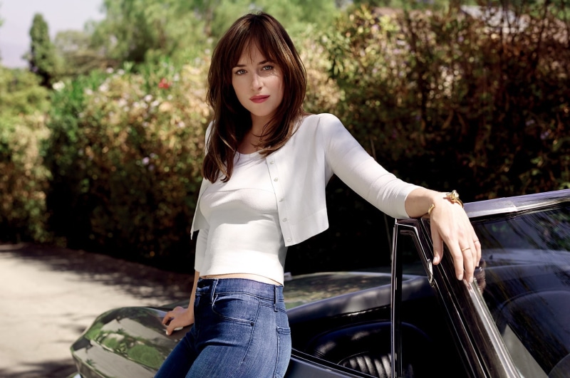 720P, Dakota Johnson