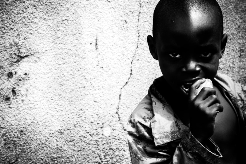 child child, childrens games, small child, innocence, photo, social issues, colors, africa, happiness, person, happy, men, child, top, sadness