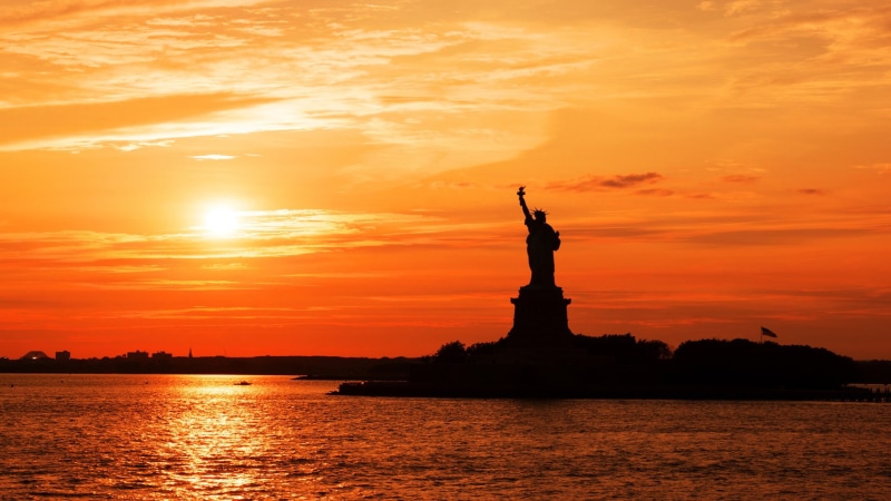 sky, statue, travel, representation, female likeness, cloud - sky, 1080P, orange color, freedom, travel destinations, sunset, architecture, silhouette