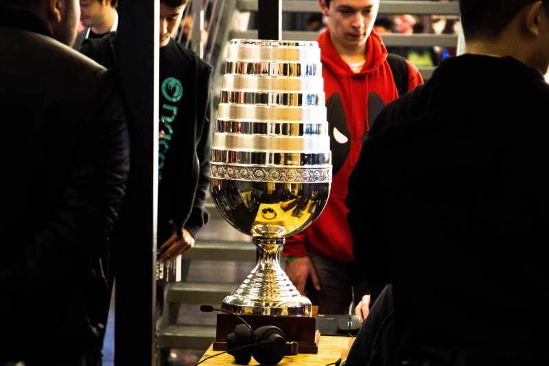 counter, tournament, fnatic, dreamhack, esport, standing, csgo, arts culture and entertainment, sitting, esl, cup, trophy, men, game, occupation, video
