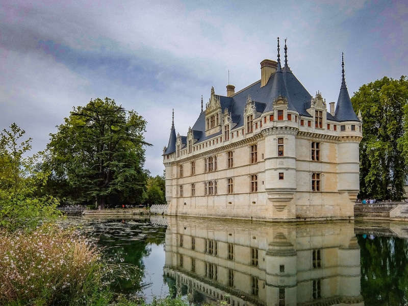 medieval, azay-le-rideau, sky, french, culture, history, plant, nature, castle, outdoors, travel destinations, europe, building exterior, monument, building