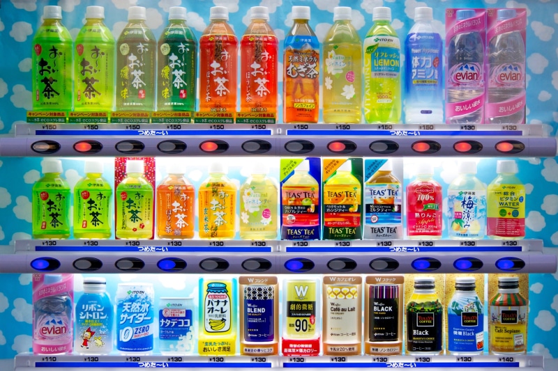 japan, variation, in a row, no people, vending, bottle, multi colored, container, order, shelf, beverage, choice, arrangement, machine, soda, abundance