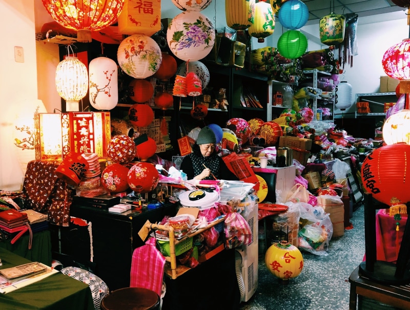 collection, store, plant, bazaar, taiwan, consumerism, no people, small business, datong district, business, variation, illuminated, retail display, multi colored
