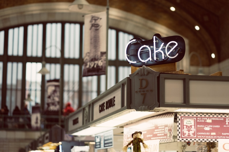no People, 5K, focus on foreground, urban Scene, famous Place, number, cake, window, city, sign, building Exterior, color Image, night, built Structure