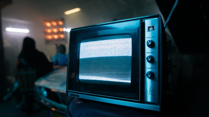 technology, oscilloscope, static, adult, television set, control, monitor, television, film industry, close-up, incidental people, person, people, appliance