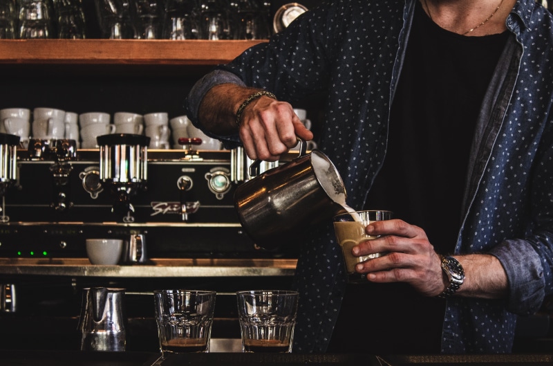 indoors, 5K, female, cafe, food and drink, coffee shop, coffee, waiter, one person, machine, holding, drink, bar - drink establishment, human, shop, espresso