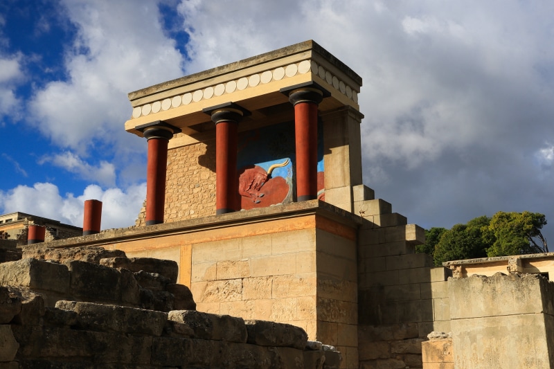 low angle view, ruin, sunlight, history, archaeological site, unesco, tower, architectural column, the past, greece, nature, cloud - sky, bull, solid, antiquity