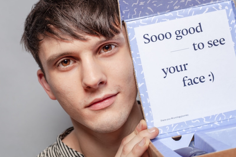 one person, see, clean, zits, diary, face, pimples, real people, males, close-up, dermatology, 4K, front view, white, casual clothing, portrait, clothing