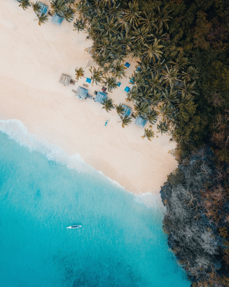 seascape, beauty In Nature, water, tourist Resort, idyllic, boat, outdoors, coastline, scenics, beach, 2K, relaxation, landscape, sea, house, tropical tree