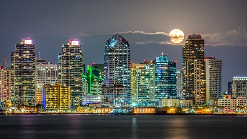 Ocean, Bay  Bay, reflection, dusk, hdr, light, buildingg, cityscape, downtown District, Rising, Downtown  San Diego, full-moon, Architecture, Night, city