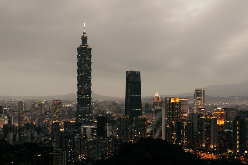 urban Skyline, dusk, cityscape, illuminated, spire, downtown District, office Building, 5K, taiwan, tower, twilight, mountain Peak, travel Destinations