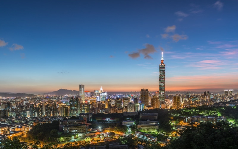 cityscape landscape taipei 101, travel destinations, sky, crowd, tower, nature, built structure, spire, architecture, city, urban skyline, 1080P, illuminated