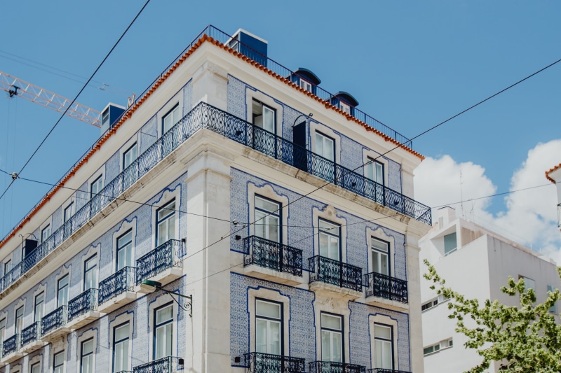 lisboa, buildings, house, Europe, 4K, no people, building exterior, day, portugal, town, cityscape, cable, sky, building, window, low angle view, clear sky