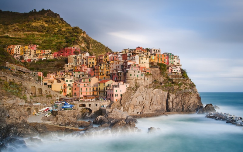 Nature, landscape, shore, boats, Cinque Terre, terre, Italy, Manarola, rocks, cinque, Provincia della Spezia, houses, Buildings, city, 720P, Ligurian Sea