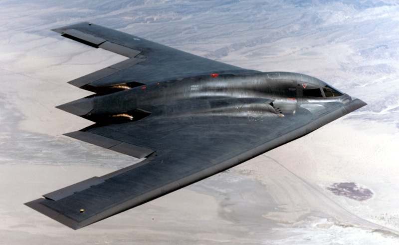 photo, air force, single object, day, b-2, motion, stealth bomber, on the move, no people, aircraft, closeup, airplane, nature, aerospace industry, 2K