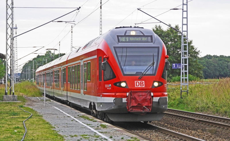 railway station, platform, br 429, mode of transportation, rügen, land vehicle, intermediate, technology, station, railroad track, travel, mv, sky, transportation