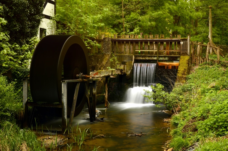 tree, water, waterfall, connection, watermill, pollution, outdoors, historically, architecture, water mill, 5K, motion, mill wheel, blurred motion, brake dorfer mill