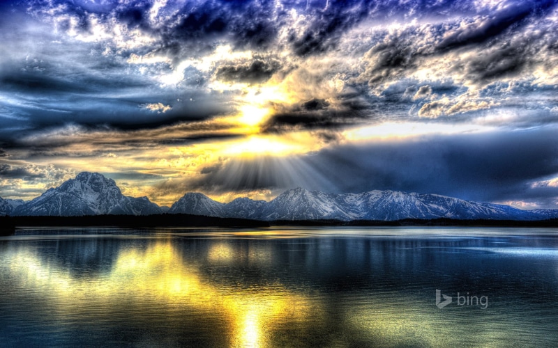 rays, mountains, Jackson Lake, clouds, Wyoming, lake, Grand Teton National Park, the sky, 1080P, USA