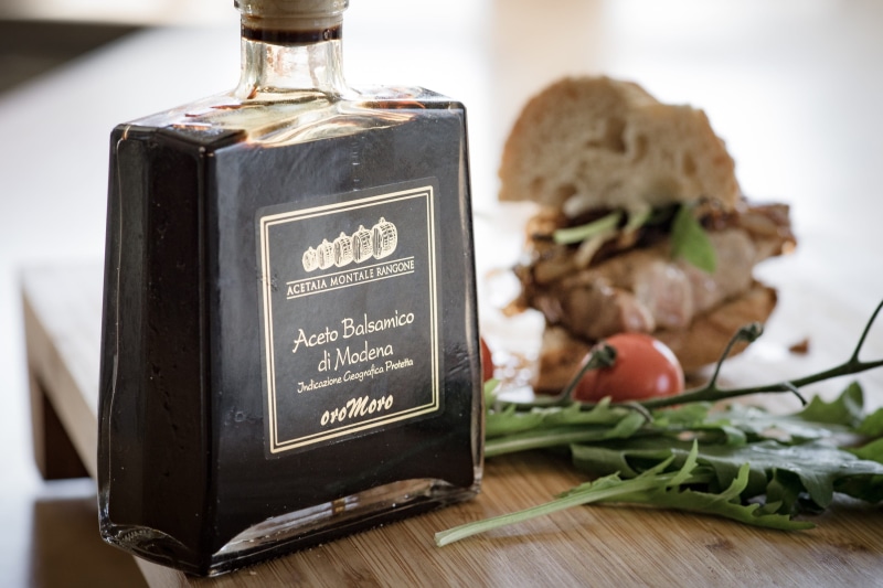flower, balsamic vinegar, indoors, edible, vegetable, cook, food and drink, tomatoes, delicious, handwriting, close-up, 2K, healthy eating, mediterranean