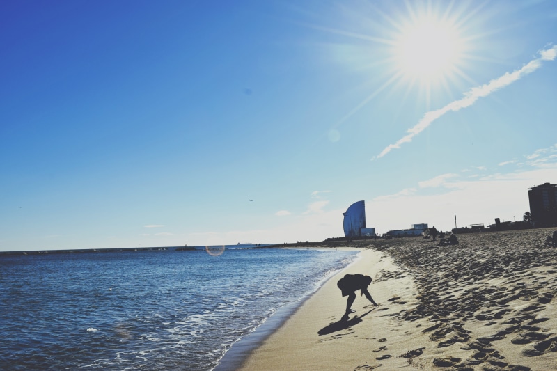 shadow, sky, land, nature, sea, europe, girl, playa, lens flare, barcelona, trip, horizon over water, lifestyles, outdoors, leisure activity, eurotrip