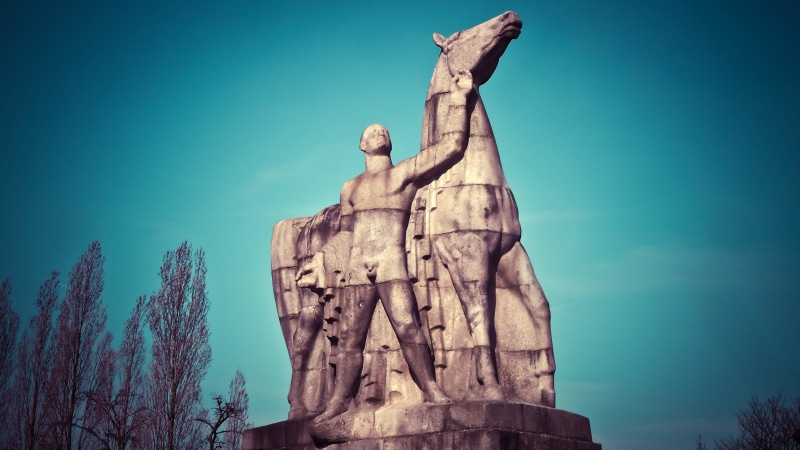 no people, man, clear sky, figures, Statue, representation, düsseldorf, stone sculpture, Art, sky, human representation, creativity, day, outdoors, the past