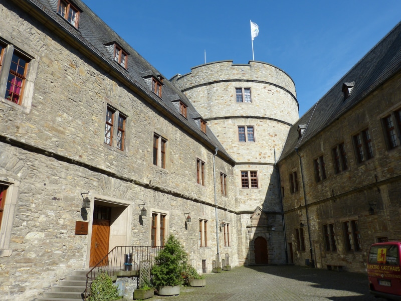 ns, built structure, clear sky, tower, castle tower, wewelsburg, no people, street, architecture, alley, the past, medieval, transportation, sky, building