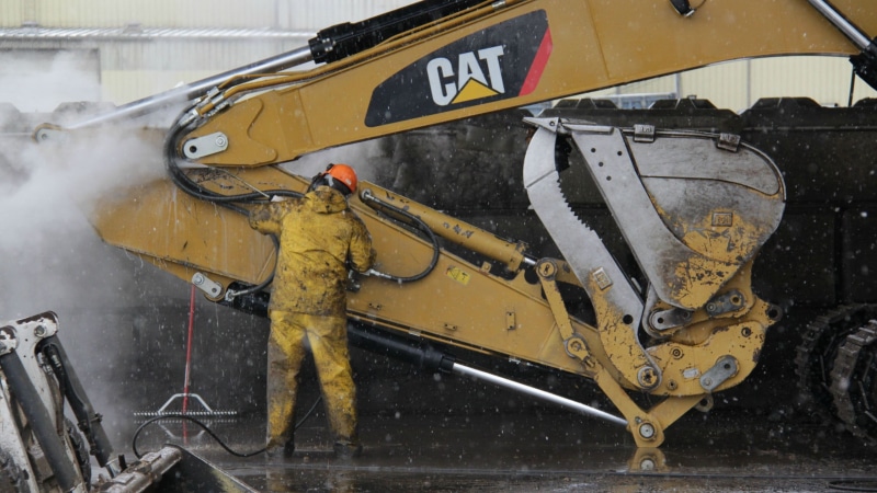 winter, water, outdoors, architecture, occupation, construction vehicles, 2K, excavators, snow, cold temperature, yellow, uniform, snowing, mode of transportation
