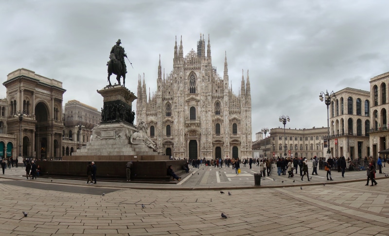 gothic, facade, white, The Duomo of Milan, tourism, catholicism, group of people, 4K, real people, gothic Style, representation, building Exterior, the past