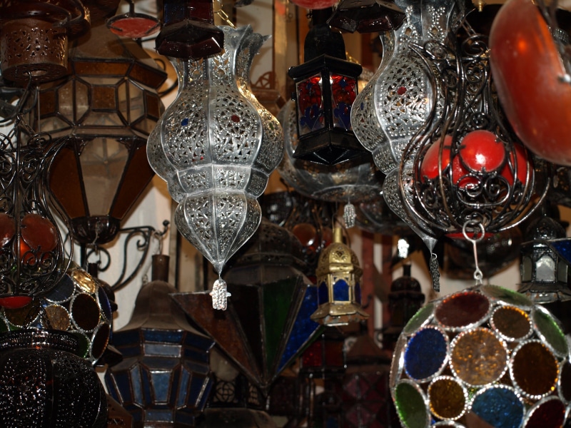 light bulb, large group of objects, orb, lantern, luxury, close-up, pattern, abundance, sale, lighting, choice, turkey - Middle East, lamp, hurricane lamp