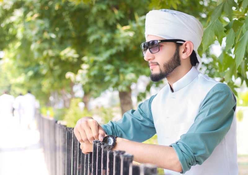 new, Slam, caucasian Ethnicity, waist up, people, nature, young Men, glasses, mid adult, islamic dress, one man only, model, only Men, waistcoat, Religion