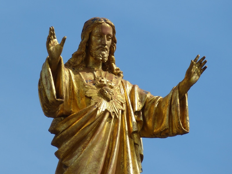 travel destinations, portugal, bless, 2K, brass, male likeness, art and craft, place of worship, sculpture, blue, christianity, day, pilgrimage, human representation
