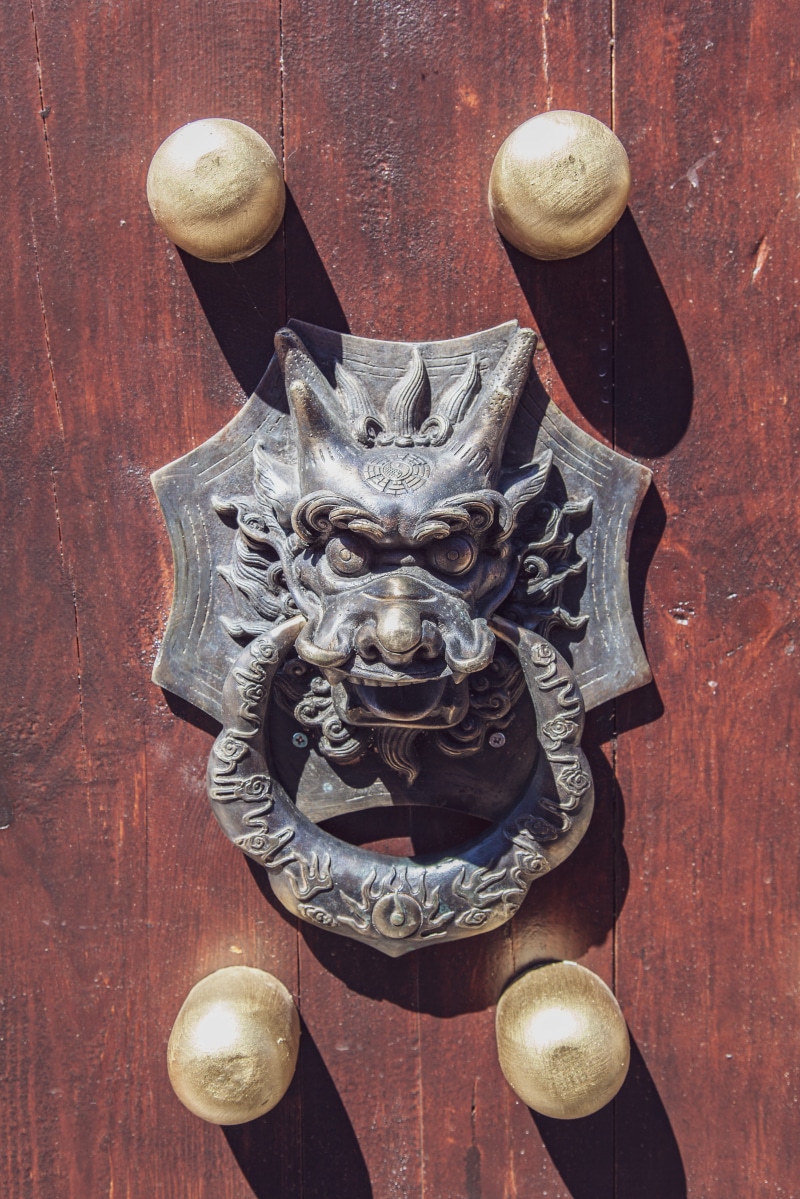 decoration, architecture, no people, ornate, metal, knob, wood, building, asian, craft, antique, chinese, day, close-up, dragon, doorknob, creativity, pattern