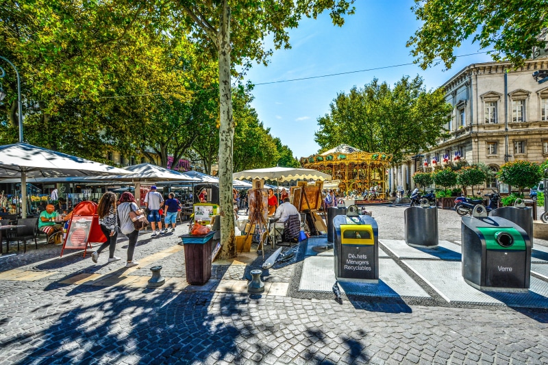 men, women, relax, street, carousel, architecture, transportation, Avignon, france, nature, Market, merry go round, crowd, sunlight, cafe, water, mediterranean