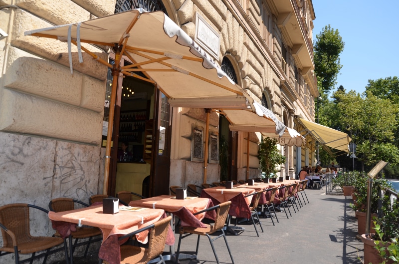 sidewalk cafe, 4K, day, rome, offset, absence, cafe, built structure, restaurant, coffee shop, sunlight, business, structure, italy, umbrellas, hot, building