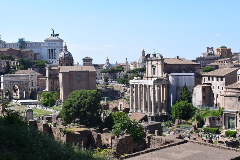 ancient, the ruins of the, tree, no people, place of worship, travel destinations, outdoors, the roman forum, clear sky, architecture, the past, building