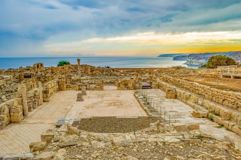 historic, built structure, mosaic, beauty in nature, kourion, ancient civilization, heritage, horizon, archaeology, horizon over water, civilization, beach