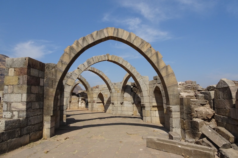 sunlight, ancient civilization, stone, architecture, monument, ruined, ancient history, tourism, sky, india, old ruin, champaner-pavagadh, the past, archaeological park