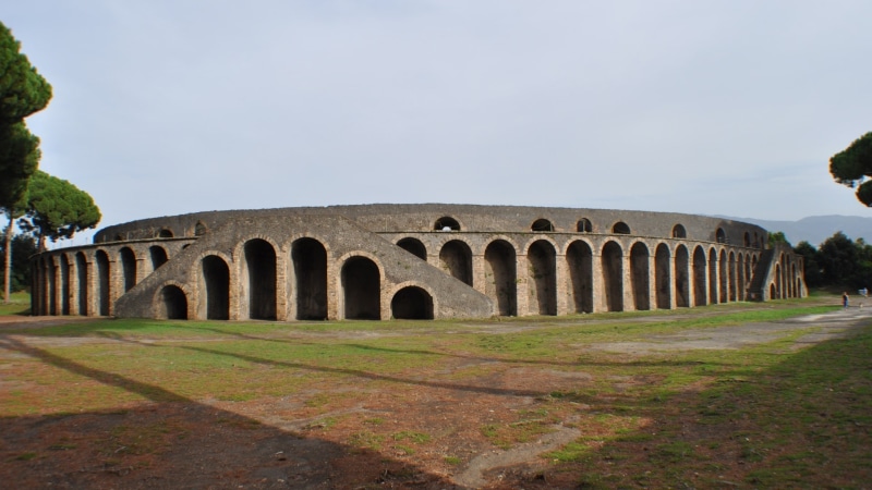 1080P, amphitheatre of pompeii