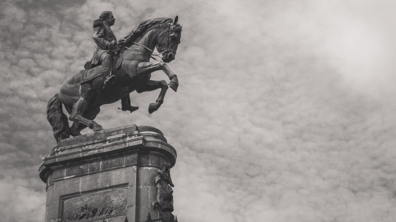 monument, angel, the past, male likeness, 5K, sky, horse, creativity, mexico, representation, history, architecture, gonzalez ortega, black and white
