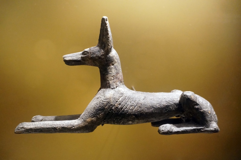 god, art and craft, animal representation, no people, statue, wood - material, animal wildlife, close-up, mythology, single object, grave, wall - building feature
