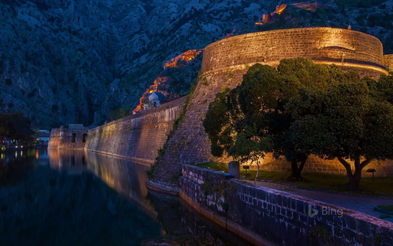 reflection, bing, lake, history, no people, 1080P, outdoors, illuminated, mountain, beauty in nature, d, plant, tranquil scene, nature, built structure