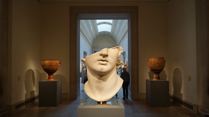 new york, indoors, history, art, absence, luxury, human representation, statue, building, architecture, the metropolitan museum, no people, 5K, art and craft