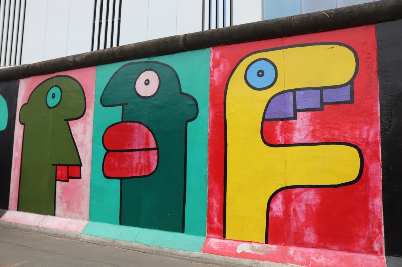 art, wall, street art, germany, wall art, outdoors, reunion, close-up, side, architecture, day, multi colored, drawing - art product, creativity, 5K, berlin