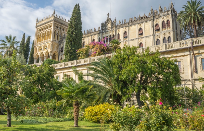 beige, italian, italy, palace, built structure, building exterior, outdoor, old, landmark, famous Place, palm tree, travel destinations, tower, tree, architecture