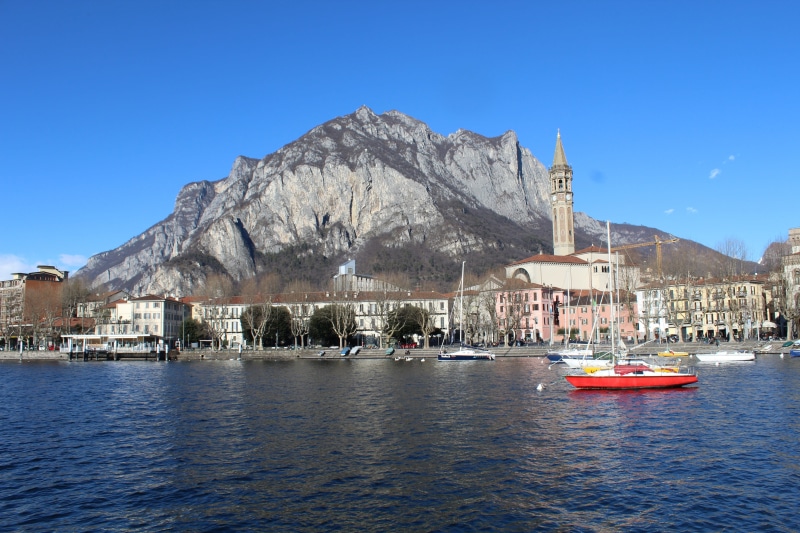 reflection, nautical vessel, no people, Lake Como, 5K, day, residential district, blue, waterfront, passenger craft, sea, Di, transportation, built structure
