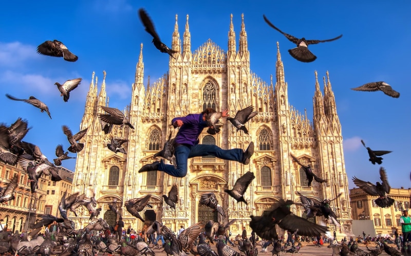fly, moment, statue, monument, tourist, religion, towers, belief, travel Destinations, wings, catholicism, purple, 720P, pack, men, cultures, italy, pants