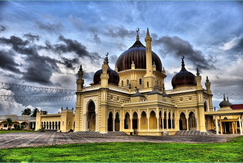 sky, Religious, place of worship, nature, city, brown, travel destinations, architectural column, grass, muslim, dome, building, facade, zahir, outdoors