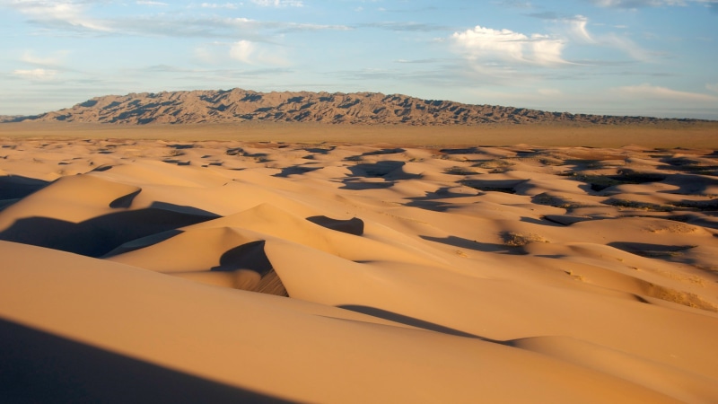 idyllic, sand dune, mountain, climate, tranquility, landscape, no people, desert, morgenstimmung, gobi, nature, remote, sunrise, land, day, tranquil scene